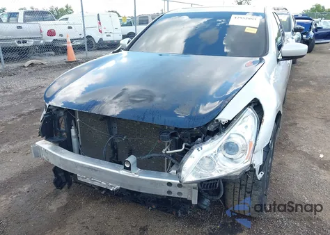 2013 Infiniti G37X из США, поврежденный, VIN JN1CV6AR9DM770388